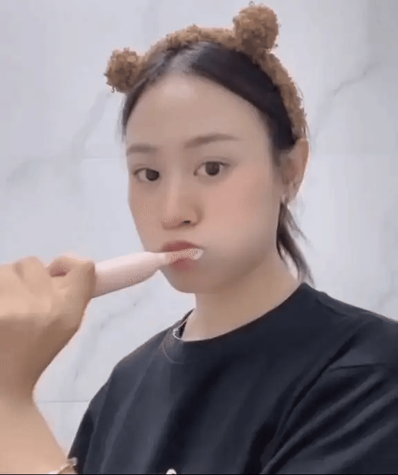 Cepillo De  Dientes Eléctrico X-Brush Recargable 🔋